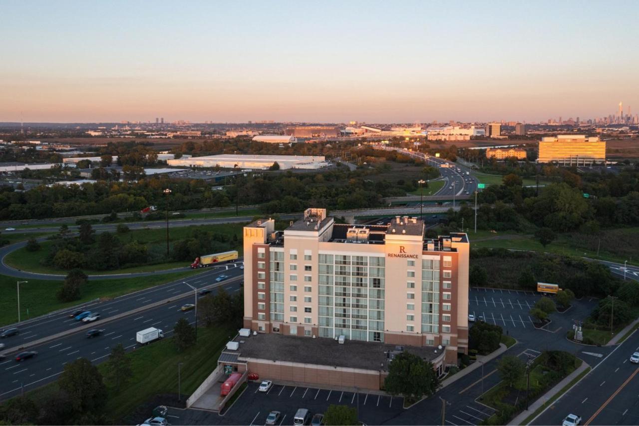 Renaissance Meadowlands Hotel Rutherford Exterior photo